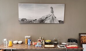 Colazione a pagamento, servita tutte le mattine 