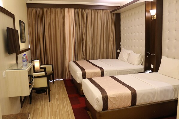 Familienzimmer, Balkon | 1 Schlafzimmer, Bettwäsche aus ägyptischer Baumwolle