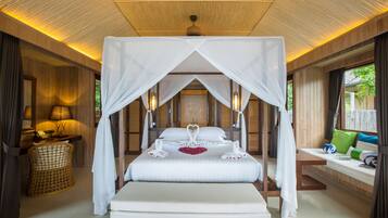 Beachfront Pool Villa