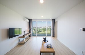 Family Room | View from room - Sally's Jeju (Jeju City)