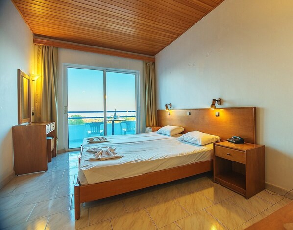 Classic Double or Twin Room | Free WiFi