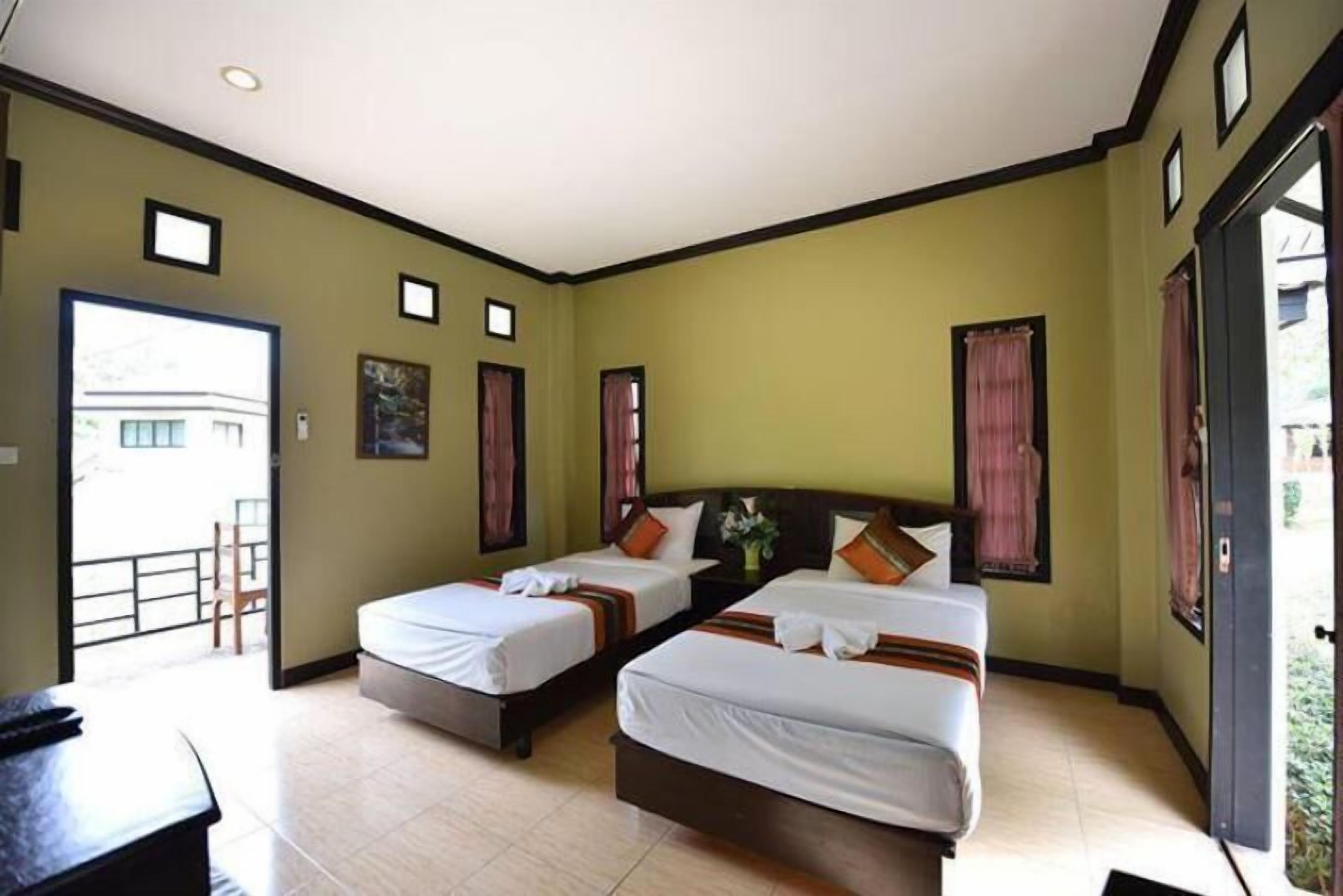 Blackout curtains, rollaway beds, free WiFi