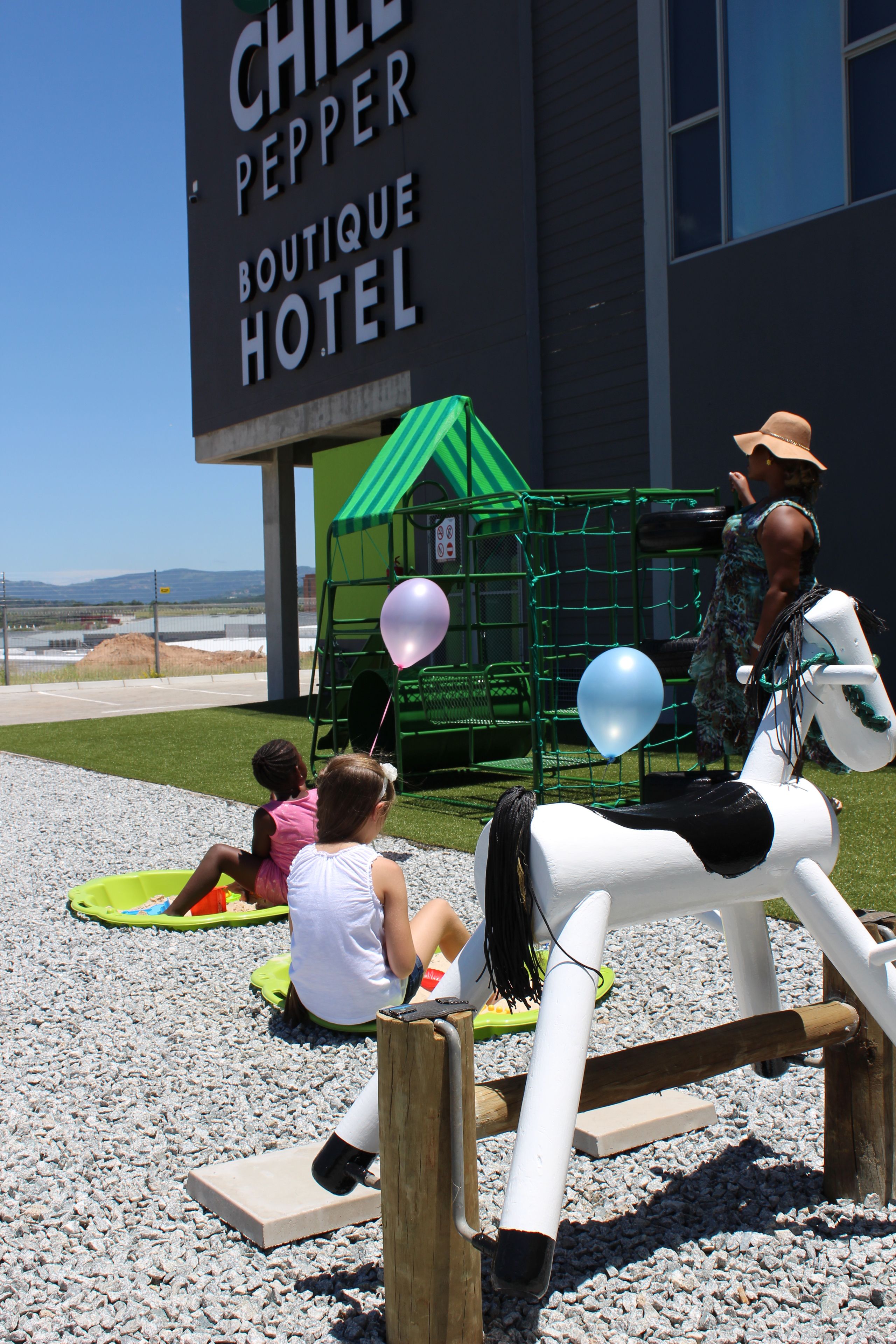 children’s play area – outdoor