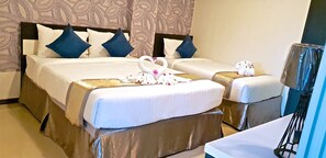 Premier Suite, Non Smoking | Egyptian cotton sheets, premium bedding, down comforters - Hi Life (Bang Sao Thong)