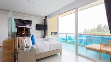 Junior Suite | 1 bedroom, free minibar, in-room safe, individually decorated