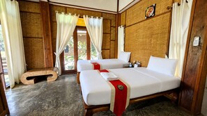 Deluxe Air Conditioned Villa | Blackout drapes, WiFi (free) - Pai River Villa (Pai)