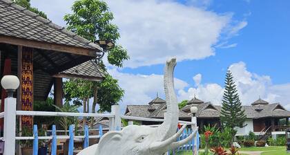 Pai River Villa