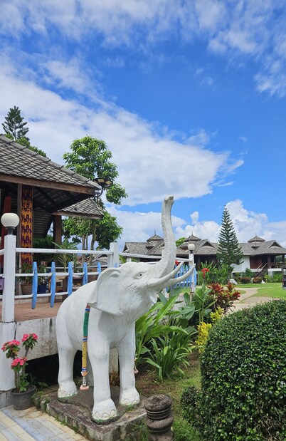 Pai River Villa