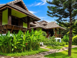 Front of property - Pai River Villa (Pai)