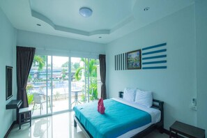 Deluxe-Doppelzimmer | Schreibtisch, Zustellbetten, kostenloses WLAN