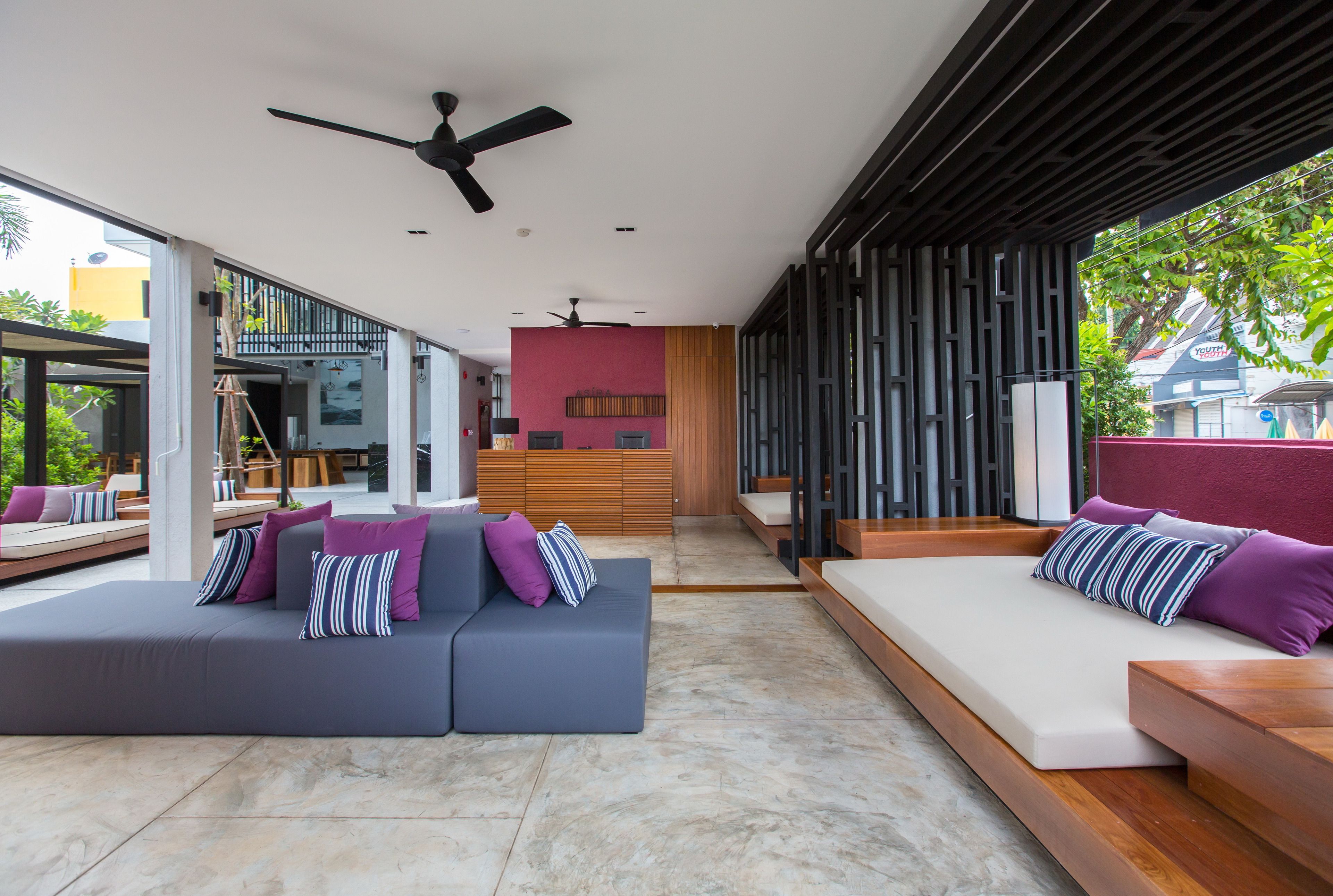 入住/退房自助服務機