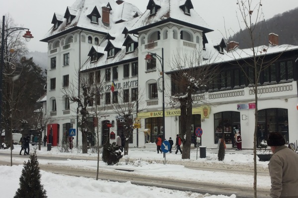 Mặt tiền nơi lưu trú