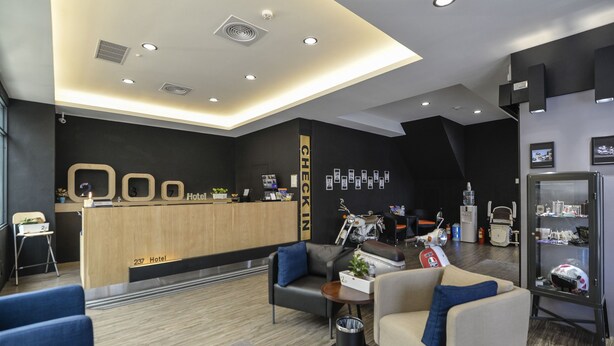 Unclassified image, 1 of 126, button - 237 Hotel (Kaohsiung)