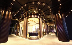 Front of property - GOGO HOTEL 38  (Taichung)