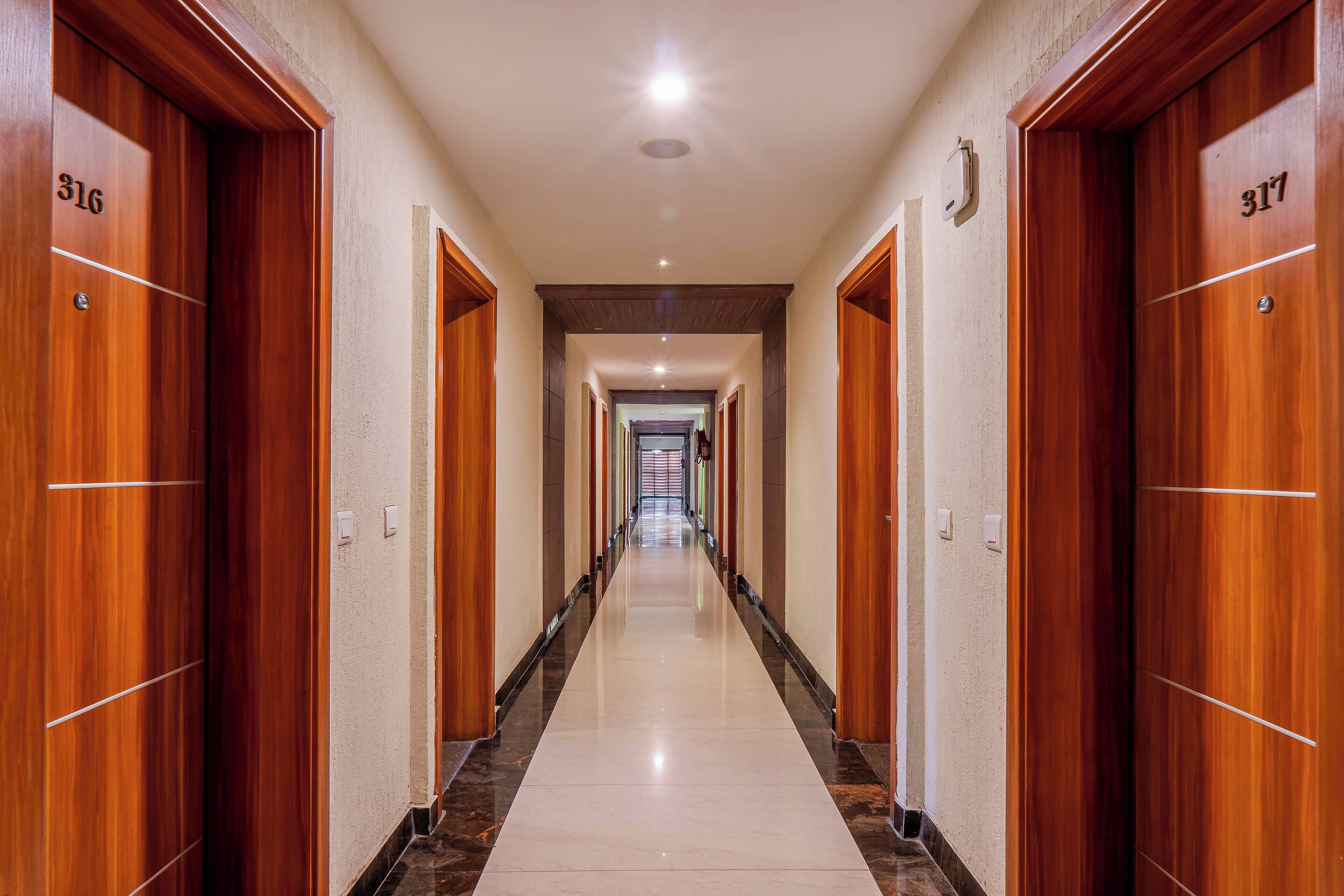 Televisión de pantalla plana