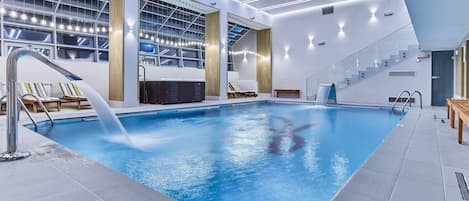 Indendørs pool, liggestole