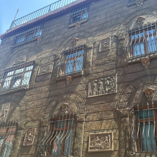 Porch - Istanbul Budget Hotel (Istanbul)