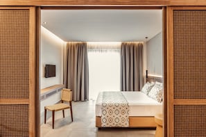 In-room safe, desk, free cribs/infant beds, free WiFi