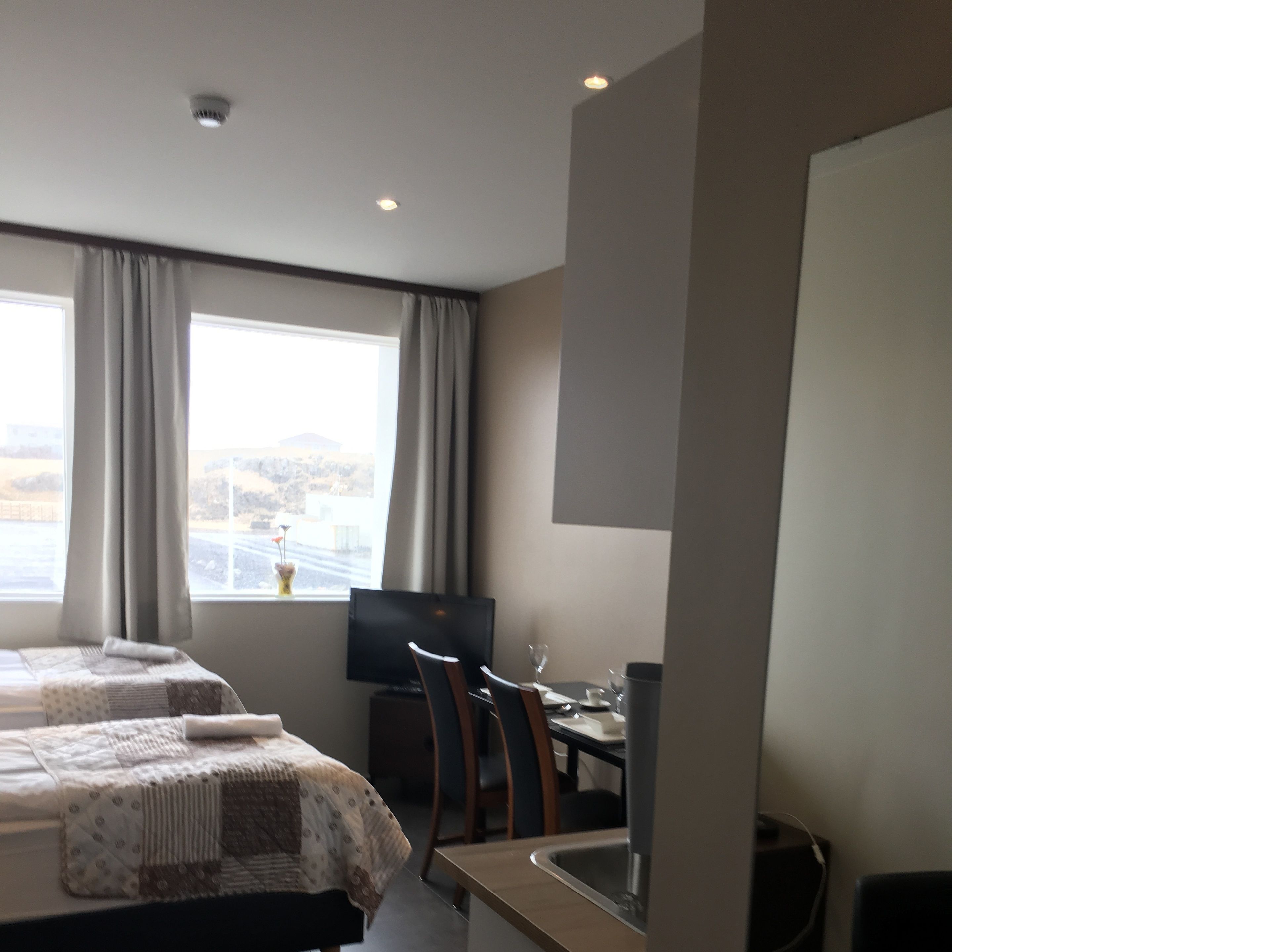 Estudio, vista a la montaña