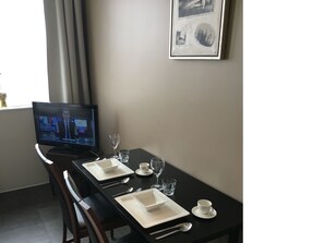 Studio, Mountain View