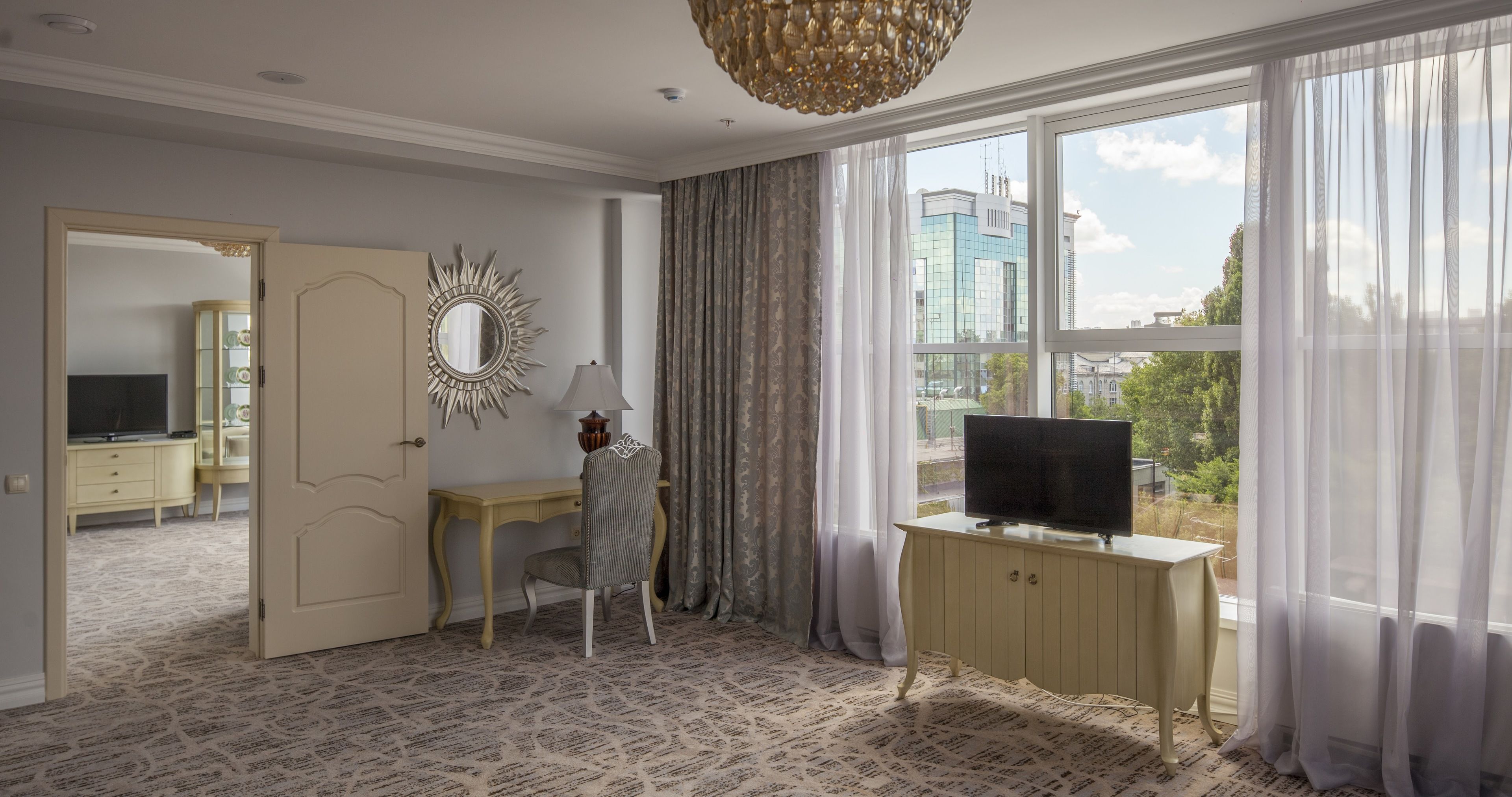 Photo - Bristol Central Park Hotel