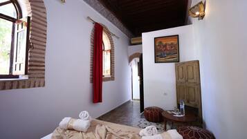 Habitación junior | Sábanas de algodón egipcio, ropa de cama de alta calidad y edredón