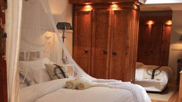 In-room safe, iron/ironing board, free WiFi