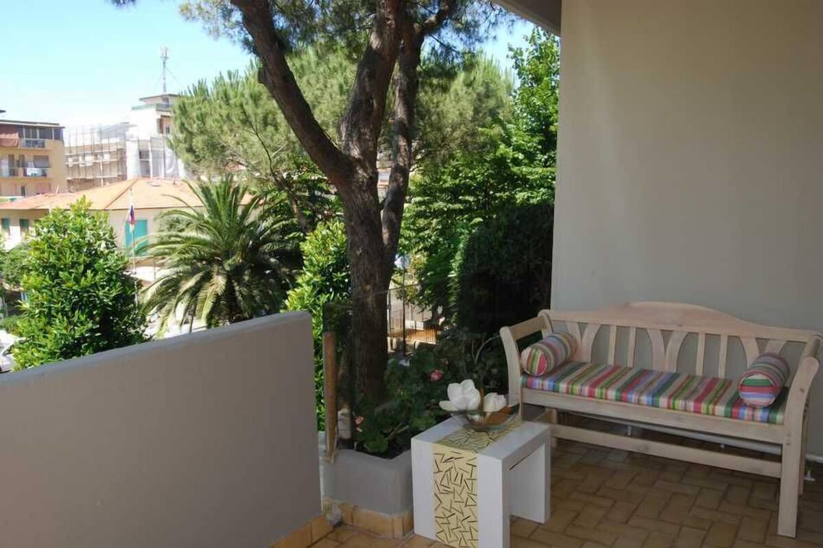 Habitación con 1 cama matrimonial o 2 individuales | Balcón