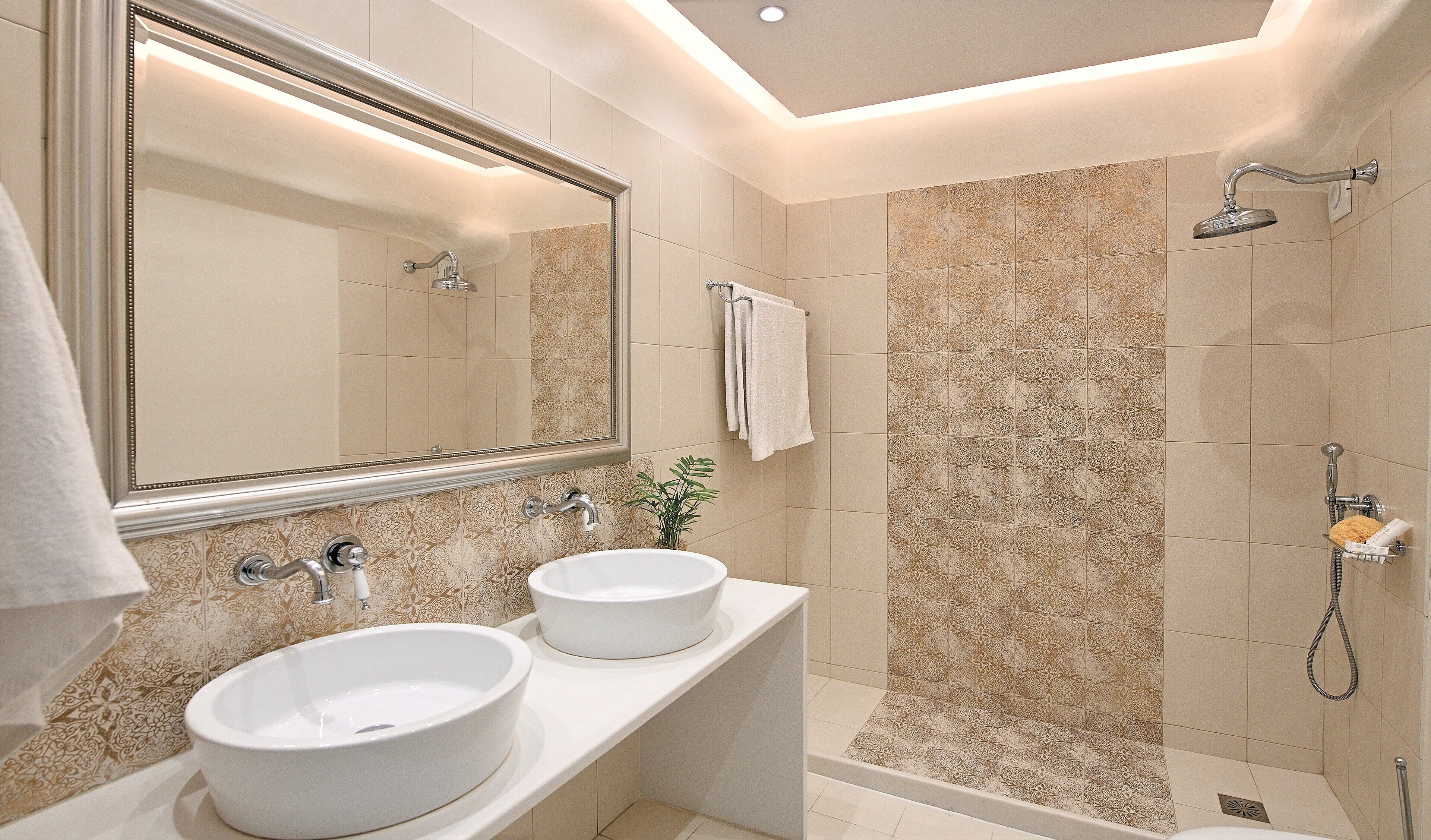 family suite, sea view | bathroom | free toiletries, hair dryer, towels, soap
