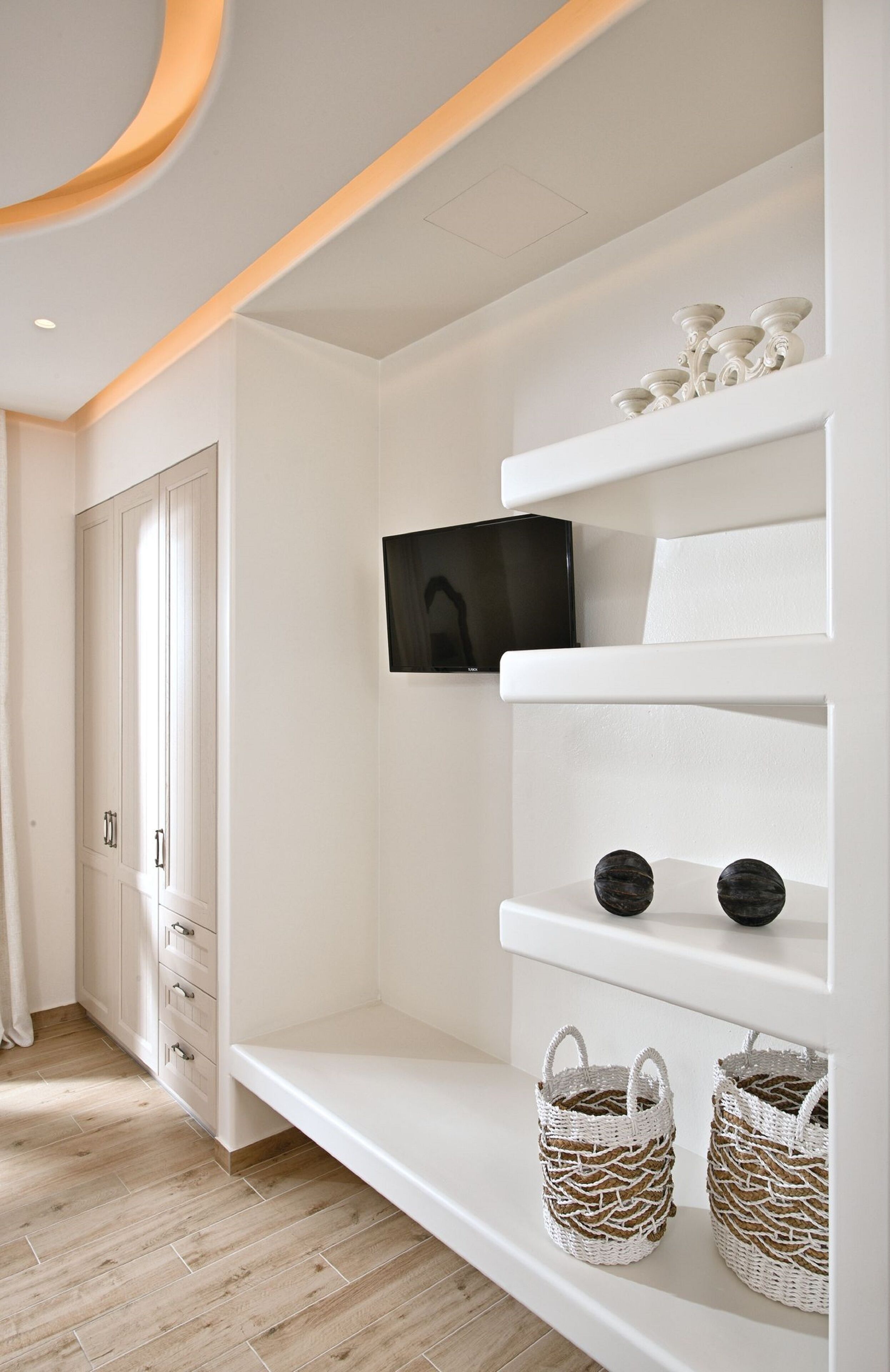 one bedroom junior suite sea view | 1 bedroom, in-room safe, soundproofing, iron/ironing board