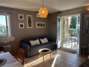 Cottage, quang cảnh vườn | Khu phòng khách