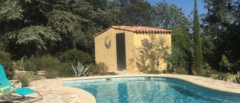 Piscine extérieure | 2 piscines extérieures
