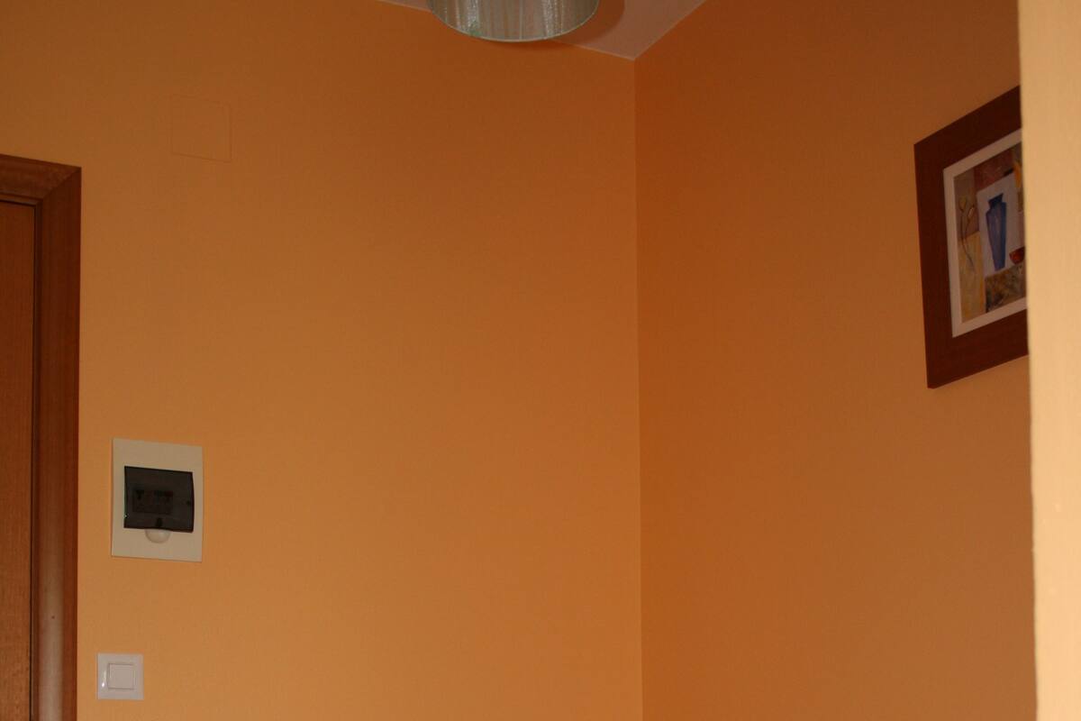 Single Room | Desk, blackout curtains, free cots/infant beds, free WiFi