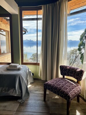 Premium Apartment, Lake View | Living area