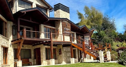 Bahia Paraiso Apart & Suites