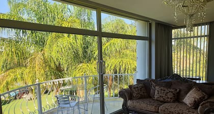 Belurana Collection River Manor