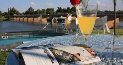 Belurana Collection River Manor