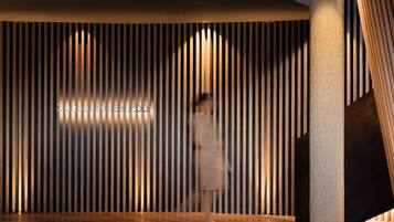 Couples treatment room(s), sauna, hot tub, steam room, body treatments