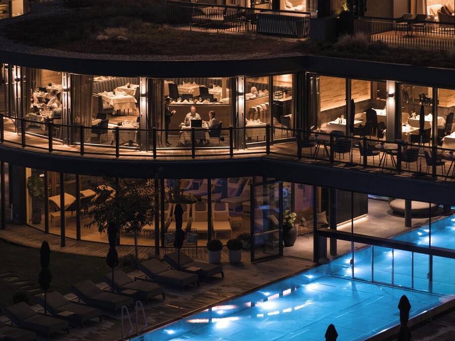 Indoor pool, 2 outdoor pools, pool umbrellas, sun loungers