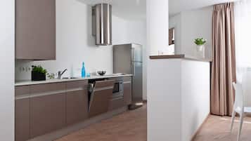 Family Apartment, 1 Bedroom, Kitchen | Private kitchen | Fridge, microwave, stovetop, dishwasher