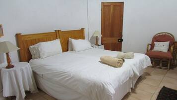 Duckworths Dargle Delight | أغطية فراش متميزة ومكتب ومكواة/لوح كي وواي فاي مجانًا