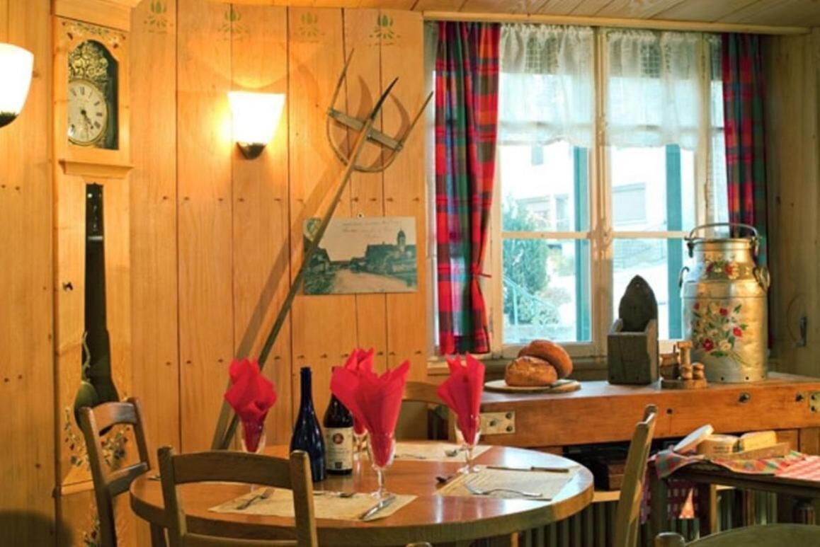 lunch and dinner served, regional cuisine