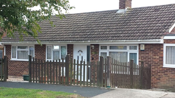 Exterior - Swn Y Don Canterbury (Canterbury)