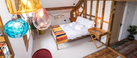 Exclusive Studio, Ensuite, Garden View (The Rafters) | 1 bedroom