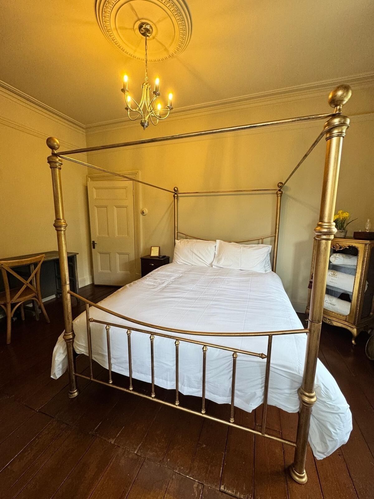 Deluxe studio, en-suite badkamer, uitzicht op tuin (Ystafell Ardd)