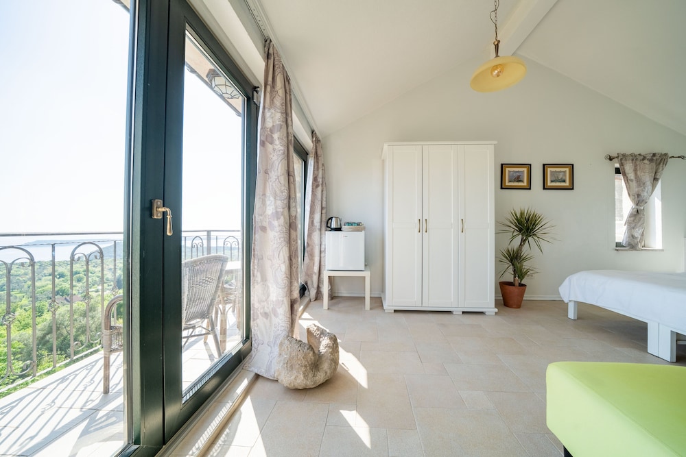 Klinci Village Resort by null