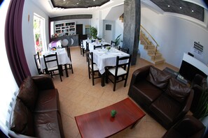 Flat-screen TV - Villa Doka (Sarandë)