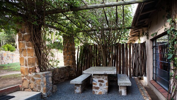 Twin Chalet | Terrace/patio - Rorkes Drift Lodge (Msinga)