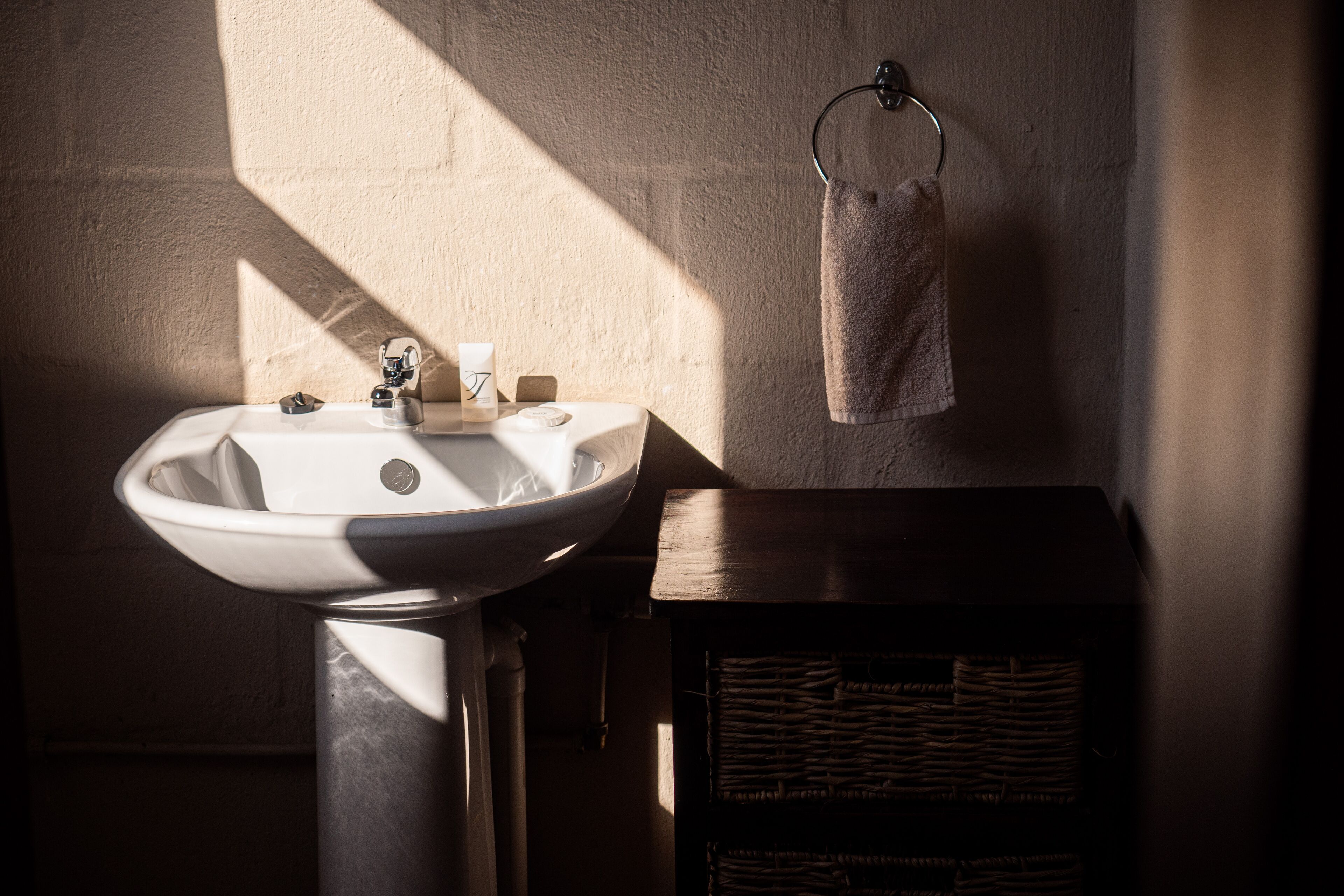 双人房 | 浴室 | 淋浴设施、吹风机、毛巾、肥皂