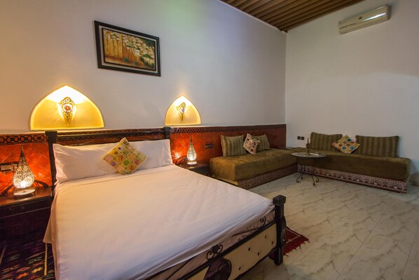 2 dormitorios, caja fuerte, cunas (de pago) y wifi gratis